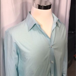 Calvin Klein Men’s button down shirt (large)